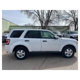 2012 FORD ESCAPE XLS *All Wheel Drive* (NO RESERVE)
