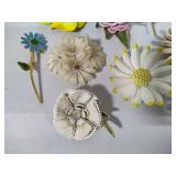 Lot of Floral Brooches