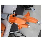 Johnson Transit, Tripod