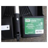 Scoop Set, Sprinkler Stand