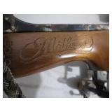 Mathews Cmpd Bow, Quiver, Arrows