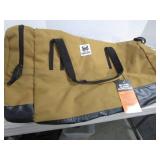 Machete, Duffle, Chair