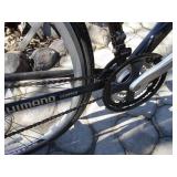 Schwinn Avenue Hybrid Bicycle