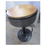 Stool / Table