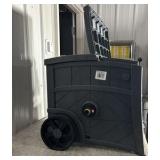 Suncast Smart Tube Hose Hideaway