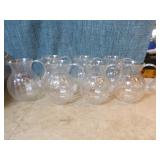 Bunn Iced Tea Dispenser with Small Pitchers