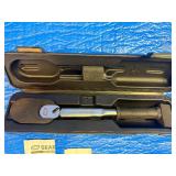 GEARWRENCH 3/8" Drive Preset Micrometer Torque Wrench (Model 85161)