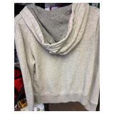 4 Kids sweatshirts see pics