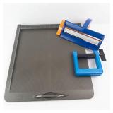 Stampin' Up! Simply Scored Crimping Board 12x12 - Blue Roller Accessory & Mini Crimper Stampin' Up! Simply Scored Crimping Board 12x12 - Blue Roller Accessory & Mini Crimper