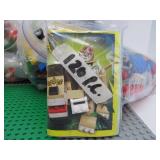 Large Group of Vintage etc LEGO w/Many Figures