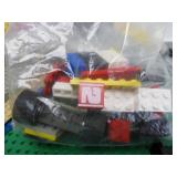 Large Group of Vintage etc LEGO w/Many Figures