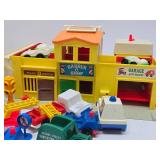 HUGE Lot of Vintage Fisher Price Little People Accessories Buildings Cars Playground etc