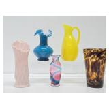 Nice Estate Lot of Colorful Vintage & Mid Century Glassware #7