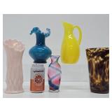 Nice Estate Lot of Colorful Vintage & Mid Century Glassware #7