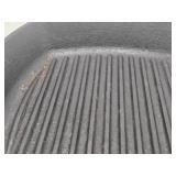 LODGE Cast Iron Square Skillet - 8SGP