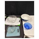 Assorted Kitchen Cookware & Bowls