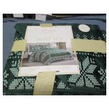 Lenox Full Queen quilt set...
