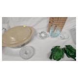 Pyrex 6oz Cups and Metal Frog Décor