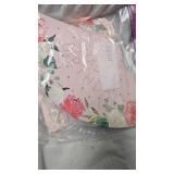 Tablecoth and Planter Lot as shown