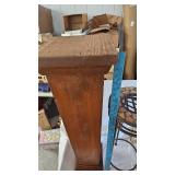 Mirror, Plant Stand, Pillar