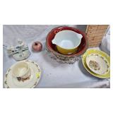 Various Vintage and Cat Music Box