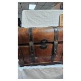 Storage Box--Navajo Inspired Rug Approx 4x6