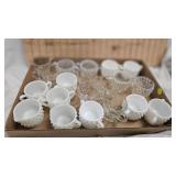 Lot of several pairs of Sugar/Creamers