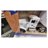 Peter Built Model 367 w/Grain  Trailer 1:18