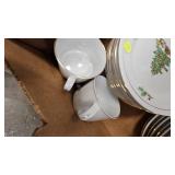 Holiday Hostess Christmas Dishes Set