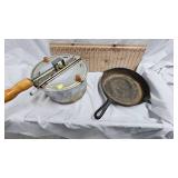 10" Cast Iron Pan and Popcorn Maker
