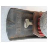 Lot of Vintage Carpentry Hand Block Planes & Extra Blades.  Made in USA. Stanley  & Handyman