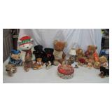 Lot of Teddy Bears & Teddy Bear Lamp. 1986 Santa Bear