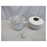 Lot of 2 Small Kitchen Appliances: Toastmaster Crockpot, OXO Good Grips Salad Spinner