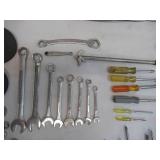 Lot of Hand Tools: Wrenches, Screw Drivers, Drill, Rachets and more