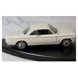 1960 Chevy Corvair Monza 1:24 Scale - COA -Franklin Mint - in box - Lot 32