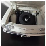1960 Chevy Corvair Monza 1:24 Scale - COA -Franklin Mint - in box - Lot 32