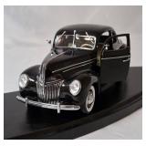 1939 Ford Service Coupe Limited Edition - Danbury Mint -in Box - Lot 33