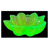 M2 - Antique Duncan Glass Company Paneled Daisy & Button Vaseline Glass Bowl - Circa 1890
