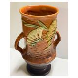 O2 - Vintage Roseville Freesia Vase - 1945