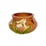 K3 - Vintage Roseville Iris Jardinier -  Original Label Intact