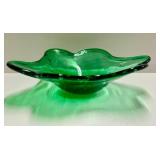 B4 - Vintage Controlled Art Glass Bowl - Green, Decorative Collectible