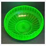 A2 - Vintage Cambridge Weatherford Uranium Glass Bowl