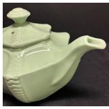 A5 - Vintage Hall Connie Teapot - Celadon Glaze