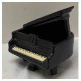 F1 - Vintage McCoy Piano Planter