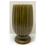 H1 - Vintage Floraline Green Ribbed Vase