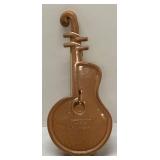M4 - Vintage Red Wing Violin Wall Pocket