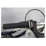 Schwinn Point Beach Vintage Cruiser - Cream & Navy, Step-Through Frame