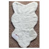 Loloi Accent Rug | 27x45 | Snow White | Roger Collection | Super Soft