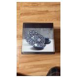 FieldCrest Heritage Atlas Medallion Dinnerware Set, 12 Piece Set, 4 Dinner Playes, 4 Salad Plates and 4 Dinner Bowls