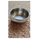 2-Piece BergHOFF Sauce Pan with Lid 1 Quart and 2.5 Quart Retail $130